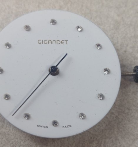 Ancien mouvement / mécanisme + cadran de montre Quartz Gigandet, Harley Ronda