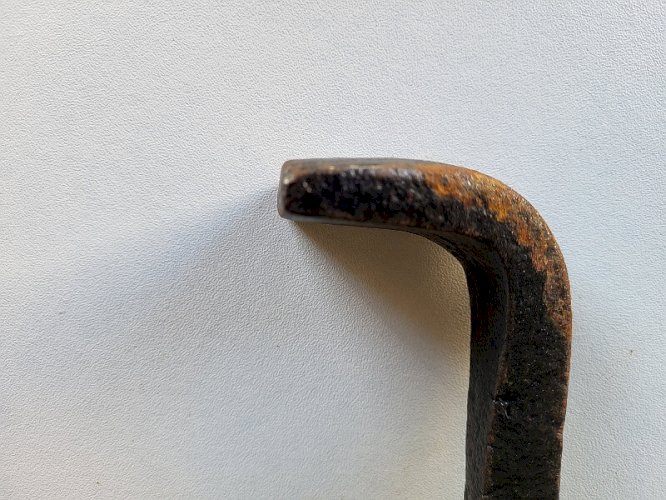 ANCIEN OUTIL CHIEN DE TONNELIER N° 75