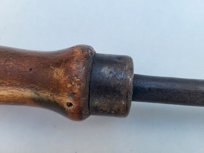 ANCIEN OUTIL COUPE QUEUE MARECHAL FERRAND N° 50