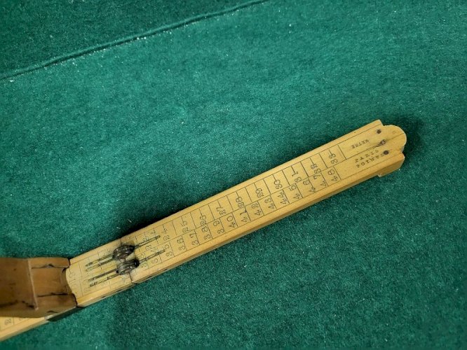 ANCIEN OUTIL DE MESURE PIED DE ROI DE CORDONNIER ULLATHRONE EN BOIS