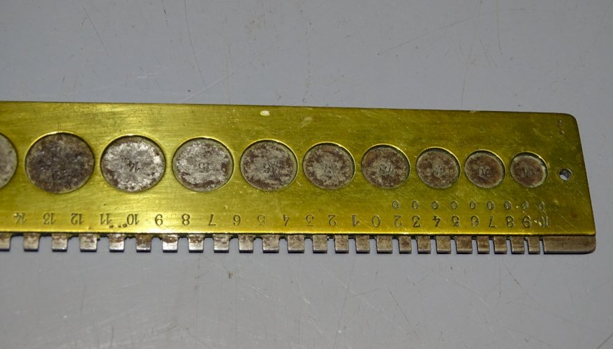 -ANCIEN OUTIL D'HORLOGER ECHELLE de MONTANDON Gravée A.M. PARIS COLLECTION    D
