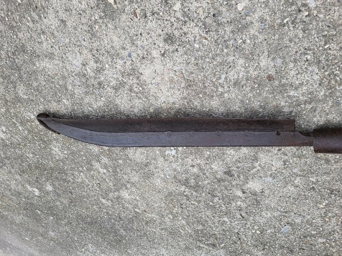 ANCIEN OUTIL EN METAL ET BOIS N°8