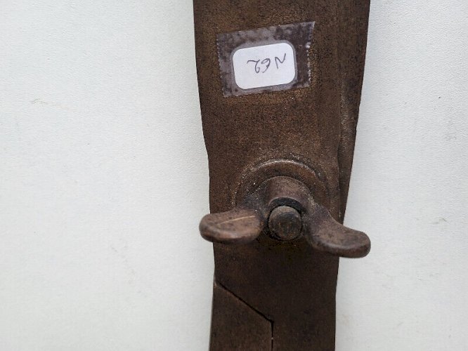 ANCIEN OUTIL GRANDE CISAILLE N° 62