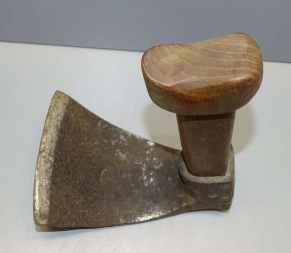 -ANCIEN OUTIL HERMINETTE DE SABOTIER TONNELIER CHARPENTIER COLLECTION OUTILS  D