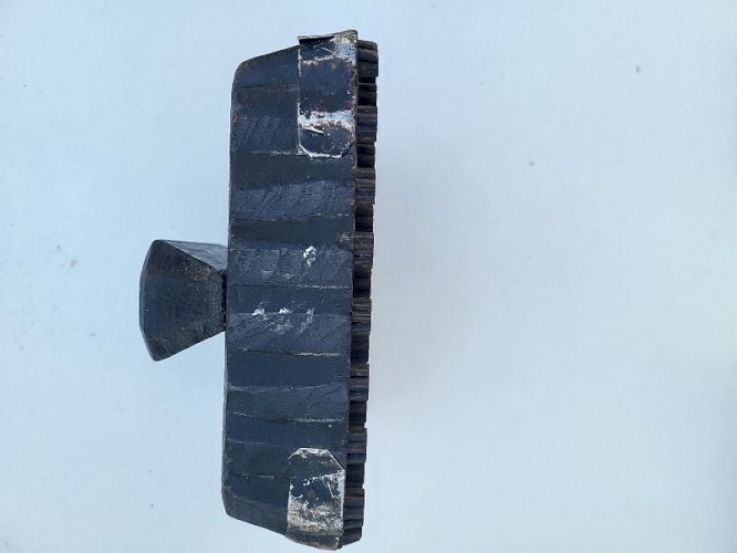 ANCIEN OUTIL IMPRIMERIE A TEXTILE N° 53