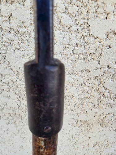 ANCIEN OUTIL ORIGINAL EN BOIS ET FER N° 76