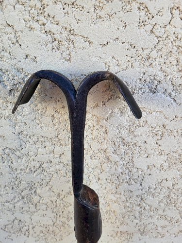 ANCIEN OUTIL ORIGINAL EN BOIS ET FER N° 76