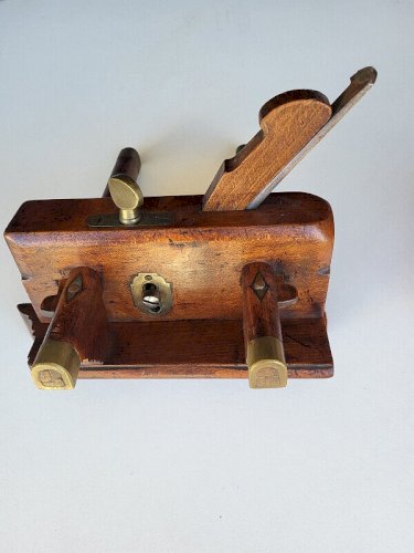 ANCIEN OUTIL ORIGINAL RABOT A BOIS N° 78