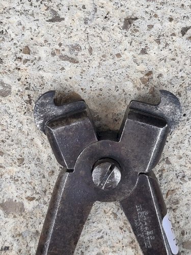 ANCIEN OUTIL PINCE SALLES EST MARTIN PARIS N° 36