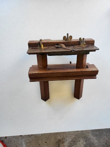 ANCIEN OUTIL RABOT A BOIS N° 80