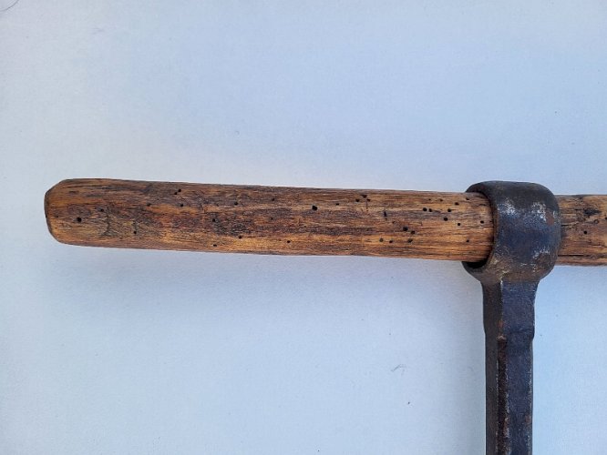 ANCIEN OUTIL TARIERE A BOIS  N° 45