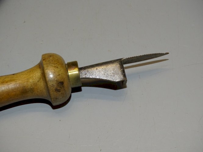 -ANCIEN OUVRE BOITE MANCHE BOIS LAME marquée déposé COLLECTION OUTIL ANCIEN   D