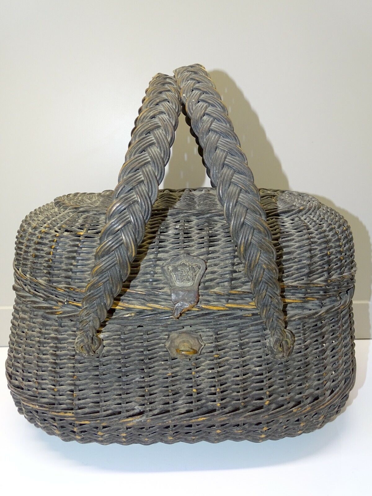 Panier de marché ancien tressé