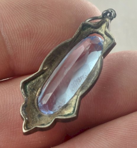 Ancien pendentif, art nouveau, pierre bleue et marcassites, en argent