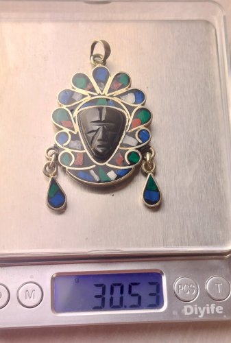 Ancien pendentif, Aztèque / Maya, en relief, en argent massif, Hecho Mexico ^