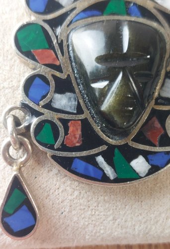 Ancien pendentif, Aztèque / Maya, en relief, en argent massif, Hecho Mexico ^