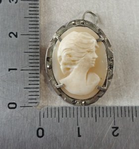 Antique cameo pendant / brooch, marcasite decoration, in silver
