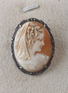 Antique pendant / cameo brooch, marcasite decoration, in silver
