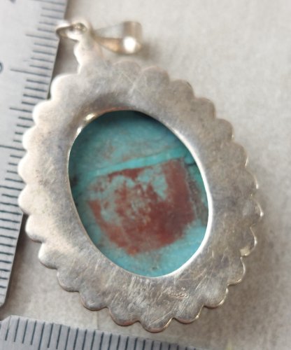 Ancien pendentif, cabochon turquoise et argent massif