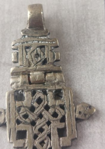 Ancien pendentif, croix copte orthodoxe, en métal argenté, Ethiopie