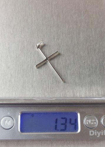 Ancien pendentif, croix religieuse, en argent massif