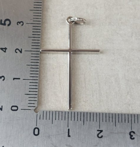 Ancien pendentif, croix religieuse, en argent massif