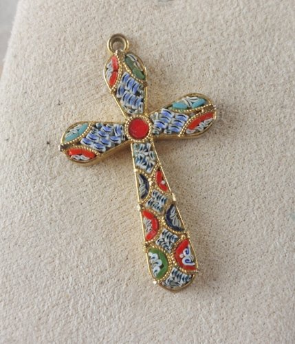 Ancien pendentif, croix religieuse, en micro mosaïque