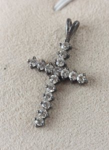 Vintage pendant, religious cross with rhinestones/zirkon, in solid silver.