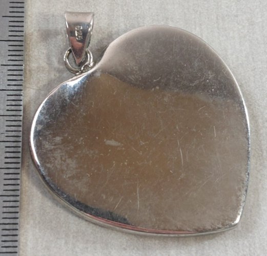Ancien pendentif forme coeur, pierre opalite, en argent massif