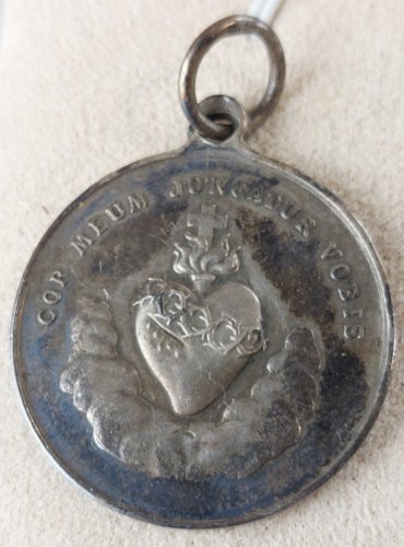 Ancien pendentif Marie conçue sans péché / Cor Meum Jungatur Vobis, en argent