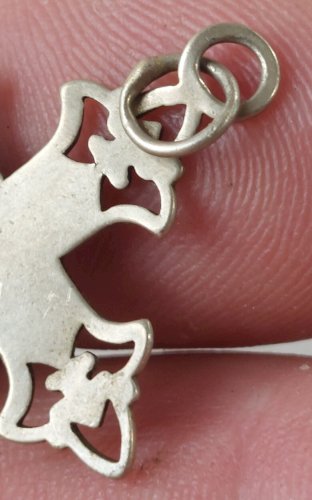 Ancien pendentif / médaille, croix religieuse / crucifix, Inri, en métal argenté