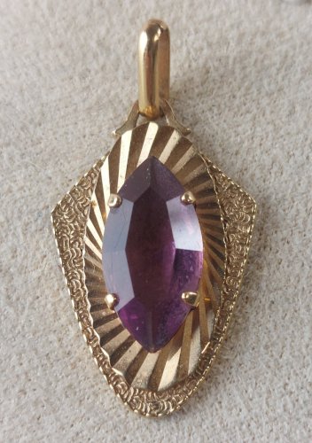 Ancien pendentif, pierre mauve, en plaqué or, vintage