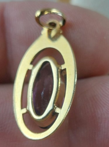 Ancien pendentif, pierre mauve, en plaqué or, vintage