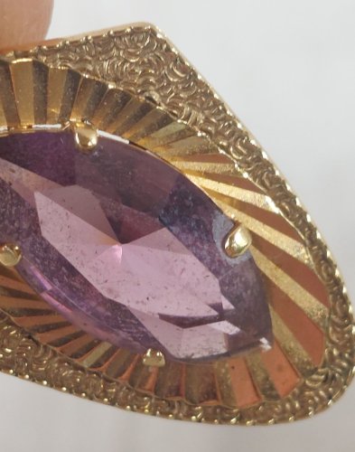 Ancien pendentif, pierre mauve, en plaqué or, vintage