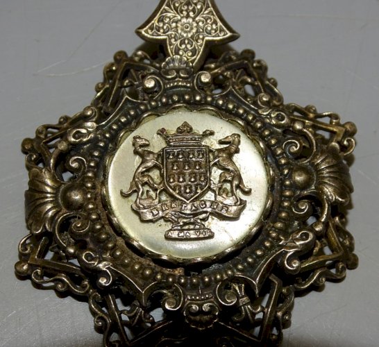 -ANCIEN PENDENTIF SOUVENIR DE BRETAGNE A MA VIE BLASON & CHAINE ARGENT Crabe  D