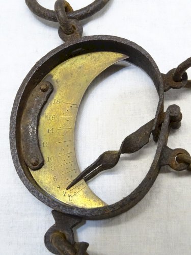 -ANCIEN PESON OVALE A DOUBLE PESEE XIXe fer forgé COLLECTION Déco CUISINE    D