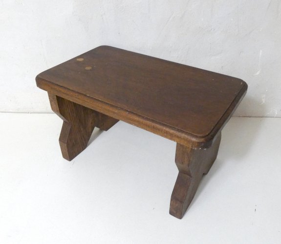 ancien petit Banc en bois chêne massif marche pied vintage