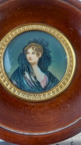 Ancien petit cadre / portrait miniature, Dona Isabel de Porcel, XIXème ^