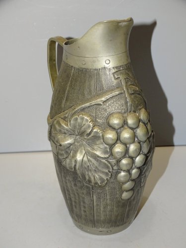 -ANCIEN PETIT PICHET BROC EN ETAIN Signé BESSA COLLECTION DECO VITRINE   D