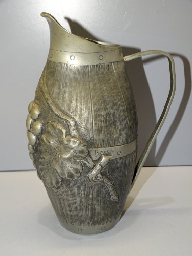 -ANCIEN PETIT PICHET BROC EN ETAIN Signé BESSA COLLECTION DECO VITRINE   D