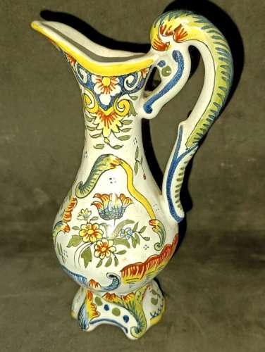 ancien petit pichet decor rouen fait main en bon etat