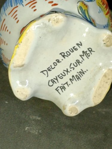ancien petit pichet decor rouen fait main en bon etat