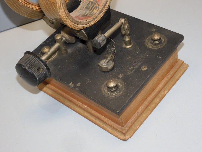 -ANCIEN PETIT POSTE A GALENE JACKSON COLLECTION JUS de GRENIER VITRINE   D