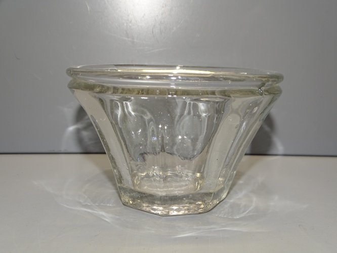 -ANCIEN PETIT POT A CONFITURE EN VERRE EPAIS FORME CONIQUE DECO CUISINE   D