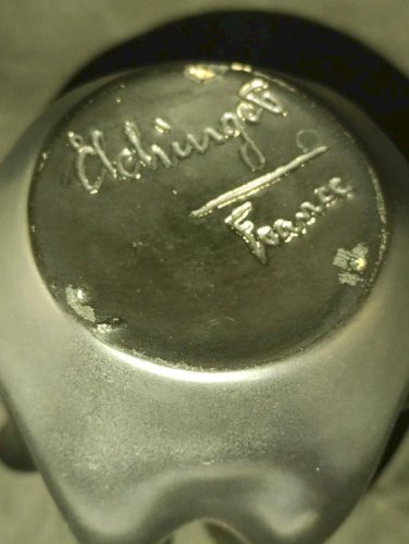 ancien  petit vase bourse signé Elchinger en céramique en bon etat