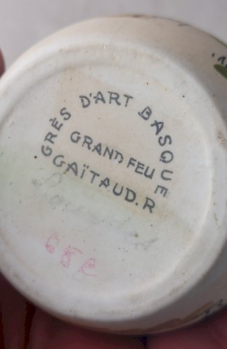 Ancien petit vase en grès basque, Ciboure Gaïtaud ^