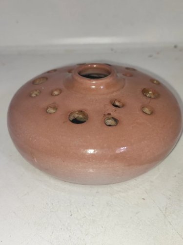 ancien petit vase pique fleur en bon etat