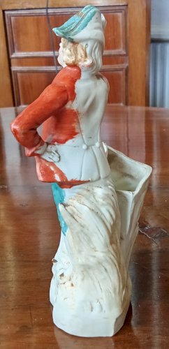 Ancien Petit Vase Porcelaine Biscuit Personnage statuette Figurine