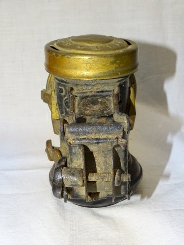 -ANCIEN PHARE DE VELO ETOILE LUXOR METAL PEINT NOIR COLLECTION VITRINE