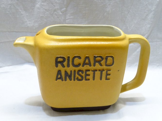 - ANCIEN PICHET CERAMIQUE RICARD ANISETTE ATELIER CERAMIQUE RICARD VITRINE   D